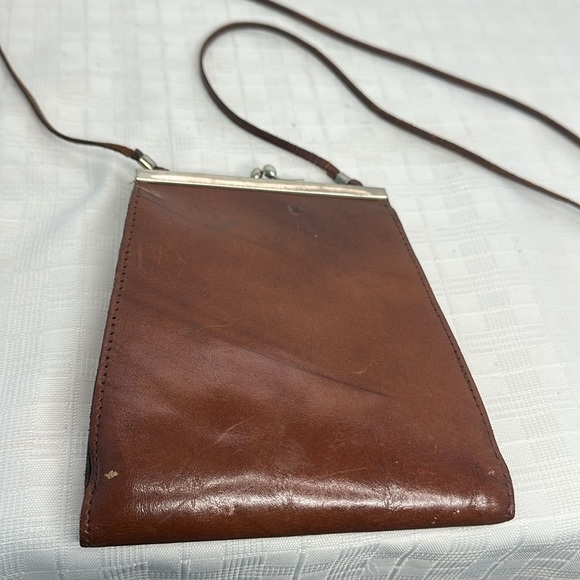 Kiss Lock closure Elegant Brown Mini Bag - Picture 7 of 7